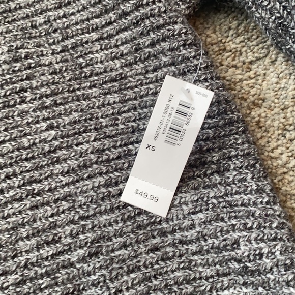 Sweater hoodie - Picture 3 of 5